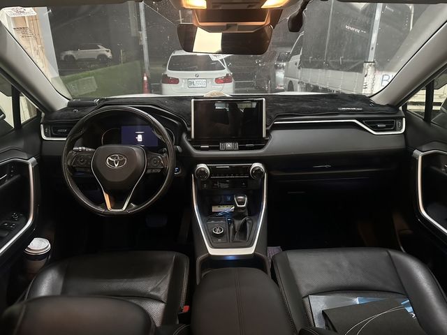 TOYOTA豐田 RAV4  第5張相片