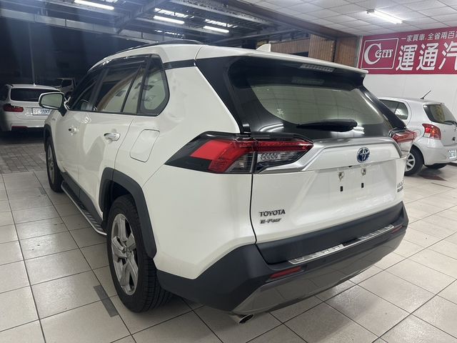 TOYOTA豐田 RAV4  第12張相片