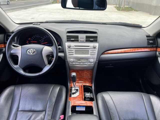 TOYOTA豐田 CAMRY  第5張相片