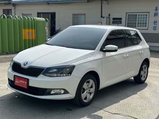 改款新引擎 1.0CC數最小 只跑7萬 I-KEY 6安 定速 車道偏移 ABS  第1張相片