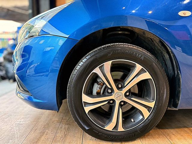 改款i-TIIDA 旗艦版 I-KEY 定速 恆溫 倒車顯影 電動後視鏡 小車大空間  第8張相片