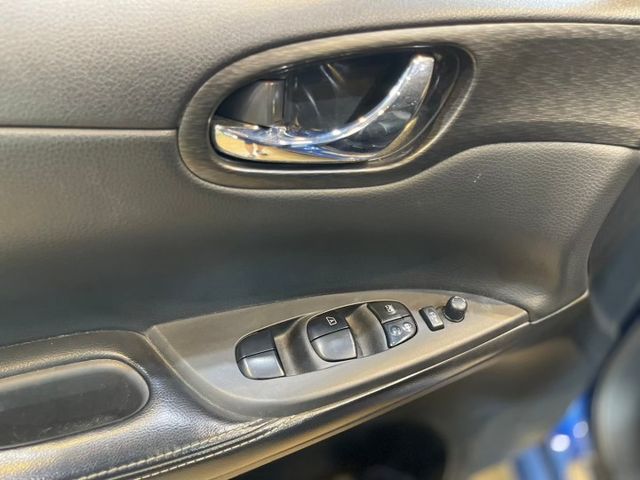 改款i-TIIDA 旗艦版 I-KEY 定速 恆溫 倒車顯影 電動後視鏡 小車大空間  第19張相片