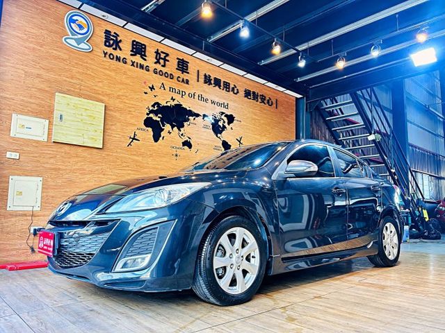 2.0頂級 只跑13萬 天窗 I-KEY 快撥 定速 多媒體影音系統 倒車顯影 代步首選  第1張相片