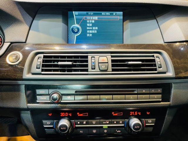 新車267萬 只跑13萬 I-KEY 8安 天窗 換檔快撥 循跡防滑 定速雙電動椅 安全首選  第14張相片