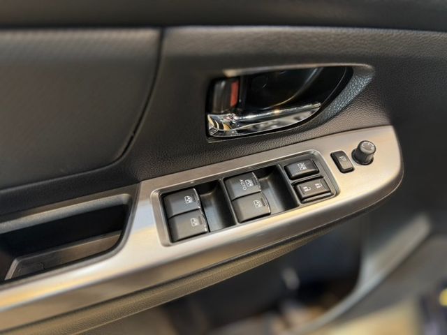 1.6i-s I-KEY 摸門 9安 循跡防滑 定速 恆溫 ABS 安全首選  第18張相片