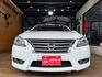 豪華影音版 I-KEY 雙安 摸門 定速 倒車顯影 恆溫 ABS 代步首選  第3張縮圖