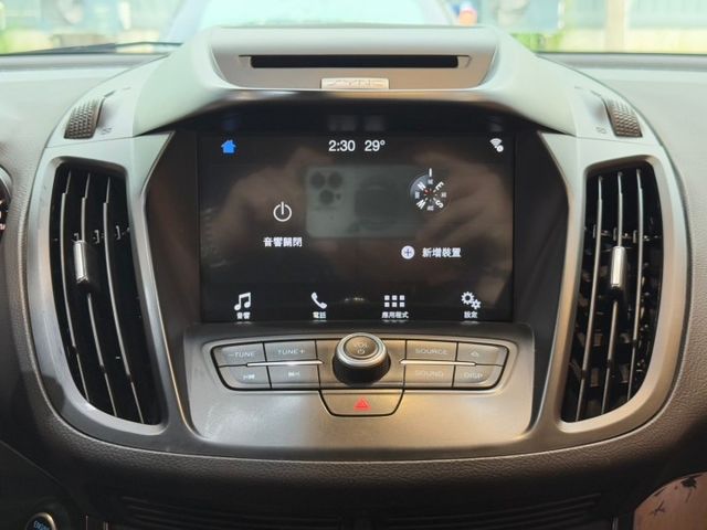時尚經典型 新車99.9萬 天窗 I-KEY 快撥 定速 多功能方向盤 倒車顯影 電動尾門  第17張相片