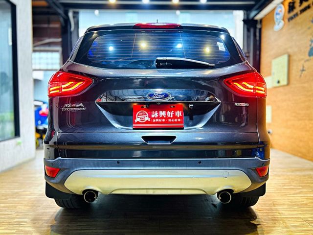 時尚柴油經典型 全景天窗 I-KEY 360度環景 多媒體影音系統 電動椅 定速 導航 安全首選  第5張相片