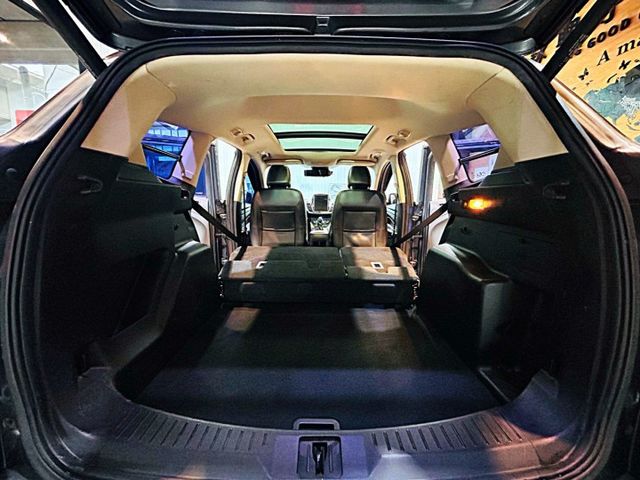 時尚柴油經典型 全景天窗 I-KEY 360度環景 多媒體影音系統 電動椅 定速 導航 安全首選  第7張相片