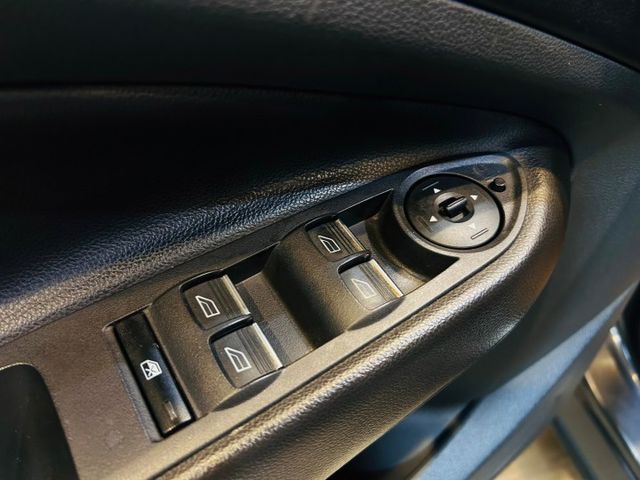 時尚柴油經典型 全景天窗 I-KEY 360度環景 多媒體影音系統 電動椅 定速 導航 安全首選  第18張相片