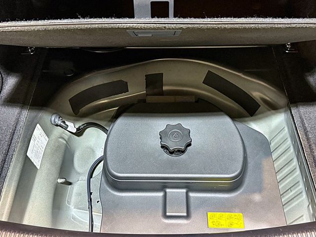 新車326萬 AUDI S4 只跑3萬! 天窗 換檔快撥 定速 電動椅 雙區恆溫  第7張相片