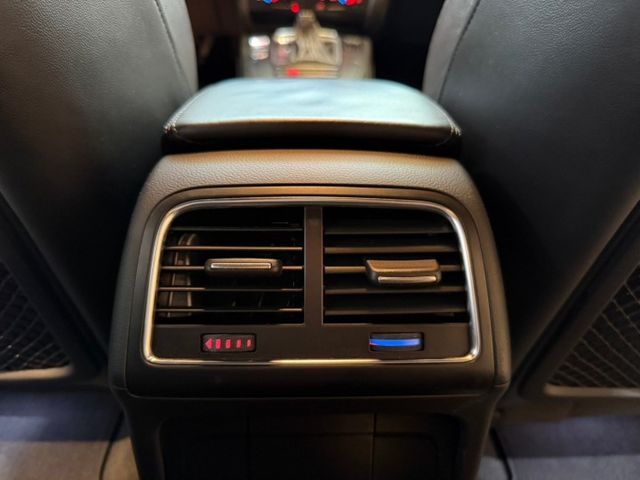 新車326萬 AUDI S4 只跑3萬! 天窗 換檔快撥 定速 電動椅 雙區恆溫  第17張相片