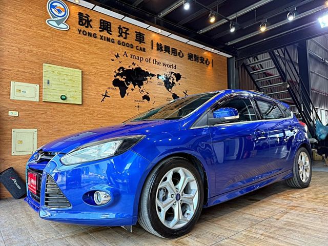 2.0汽油運動版 雙區恆溫 定速 導航 電動後視鏡 歐系底盤安全舒適兼具  第1張相片