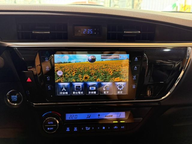 SAFETY+版 I-KEY 定速 恆溫 多媒體影音 導航 倒車顯影 電動後視鏡  第15張相片