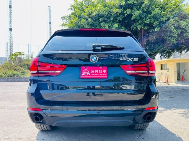 25D 柴油 4WD I-KEY 8安 快撥 電尾門 定速 循跡 恆溫 雙電動椅 ABS  第4張相片