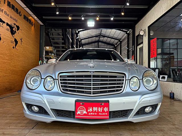 E200K 1.8CC 只跑12萬 天窗 6安 快撥 導航 循跡 定速 雙電動椅 恆溫 ABS 安全首選  第3張相片
