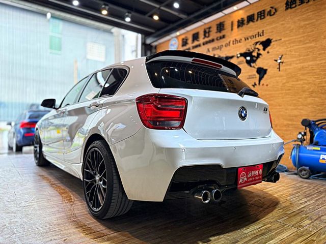 116I SPORT LINE  I-KEY 6安 循跡 倒車顯影 恆溫 ABS 大包側裙音響都改好了  第4張相片