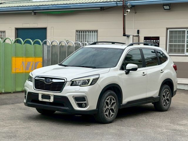 4WD2.0 i-LES版 I-KEY 摸門 7安 快撥 導航 ACC跟車 車道偏移 定速 雙電動椅 恆溫 盲點 ABS  第1張相片