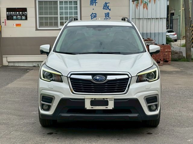 4WD2.0 i-LES版 I-KEY 摸門 7安 快撥 導航 ACC跟車 車道偏移 定速 雙電動椅 恆溫 盲點 ABS  第3張相片