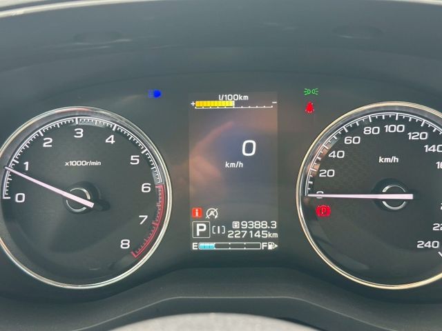 4WD2.0 i-LES版 I-KEY 摸門 7安 快撥 導航 ACC跟車 車道偏移 定速 雙電動椅 恆溫 盲點 ABS  第5張相片
