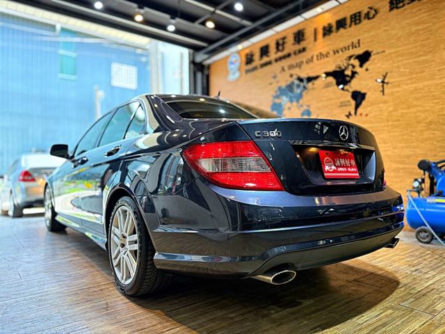 新車259萬 天窗 6安 恆溫 循跡 雙電動椅 ABS 歐系底盤 安全首選  第4張相片