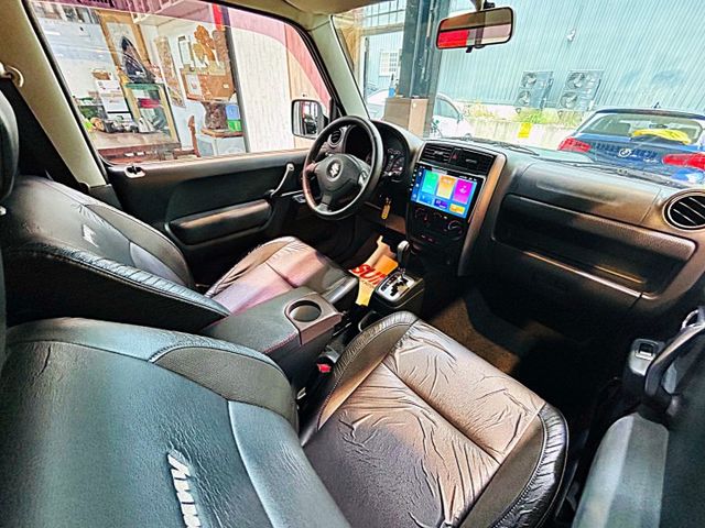 只跑10萬 日本原裝四輪傳動 越野小休旅 1.3CC 倒車顯影 導航 電動後視鏡  第11張相片