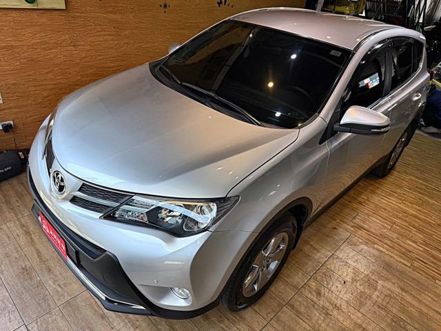 E-HI版 I-KEY 摸門 雙安 導航 定速 電動椅 倒車顯影 恆溫 ABS  第2張相片