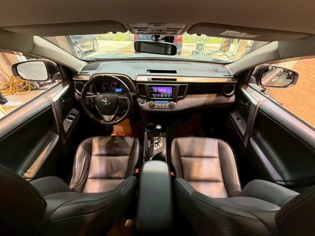 E-HI版 I-KEY 摸門 雙安 導航 定速 電動椅 倒車顯影 恆溫 ABS  第9張相片