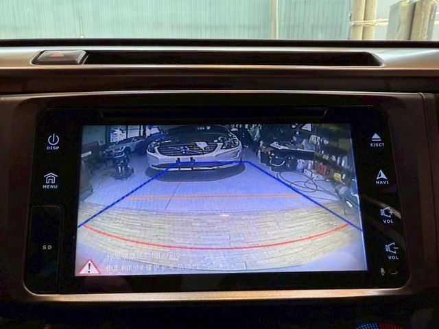 E-HI版 I-KEY 摸門 雙安 導航 定速 電動椅 倒車顯影 恆溫 ABS  第15張相片