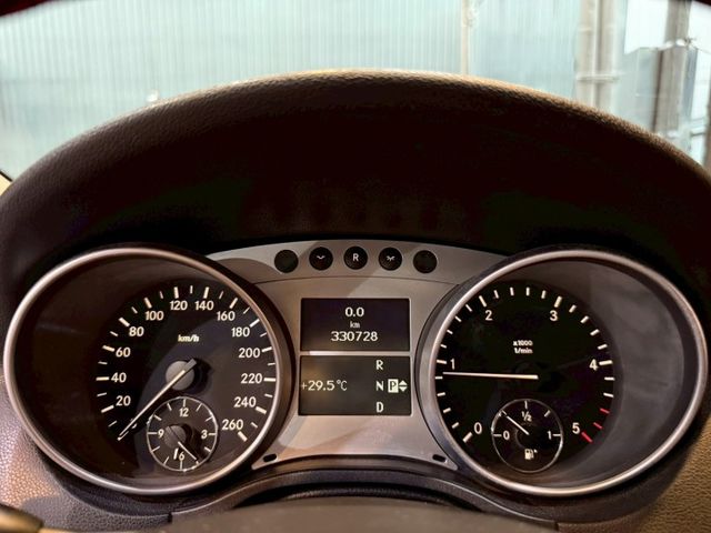 (整備中)ML320 CDI  第9張相片