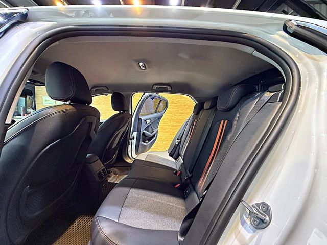 便宜新車40萬 I-KEY ACC跟車 定速 電動椅 導航 倒車顯影 液晶儀表版  第11張相片