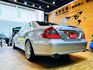 E200K 1.8CC 只跑14萬 天窗 6安 導航 360度環景 倒車顯影 循跡 定速 電動椅  第4張縮圖