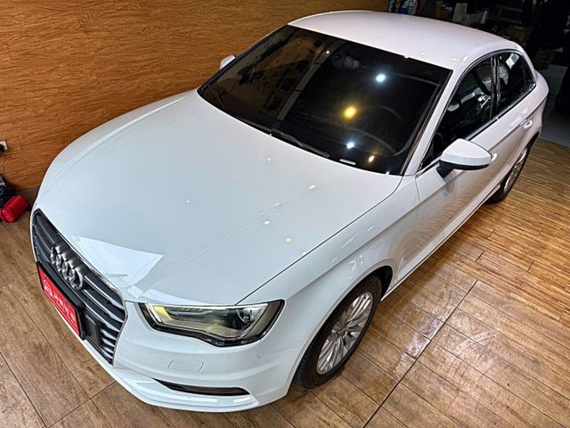 30TFSI 快撥 多媒體影音系統 倒車顯影 電動椅 恆溫 定速 安全首選  第2張相片