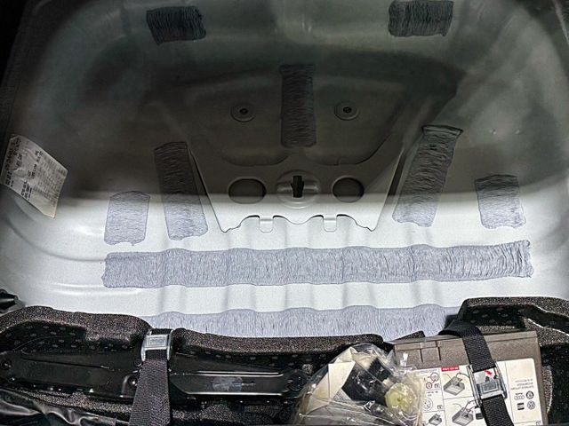 30TFSI 快撥 多媒體影音系統 倒車顯影 電動椅 恆溫 定速 安全首選  第7張相片