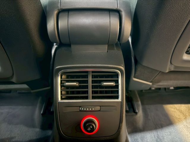 30TFSI 快撥 多媒體影音系統 倒車顯影 電動椅 恆溫 定速 安全首選  第19張相片