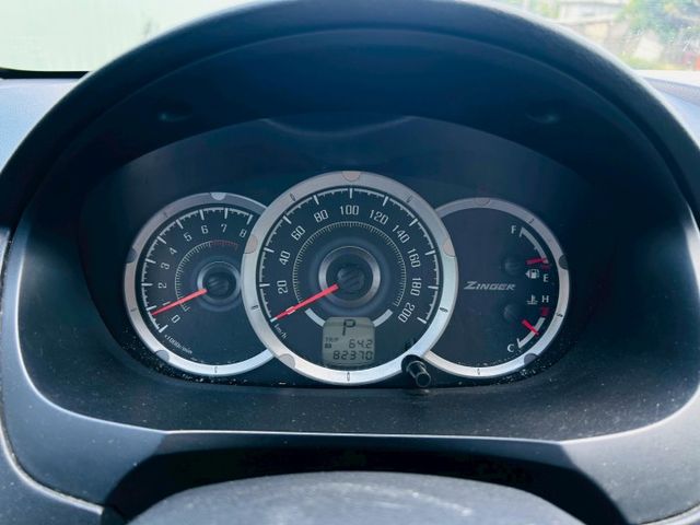 2.4標致型 只跑8萬 雙安 ABS 客貨兩用車 自用商用都方便 空間寬敞好運用 可改貨車牌  第6張相片