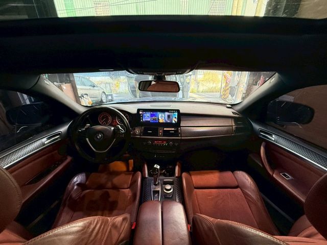 XDRIVE 35I 新車371萬  天窗 I-KEY 360環景 倒車顯影 多媒體影音 導航 電動椅  第10張相片