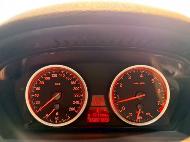 XDRIVE 35I 新車371萬  天窗 I-KEY 360環景 倒車顯影 多媒體影音 導航 電動椅  第13張相片