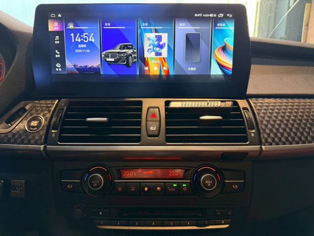 XDRIVE 35I 新車371萬  天窗 I-KEY 360環景 倒車顯影 多媒體影音 導航 電動椅  第15張相片