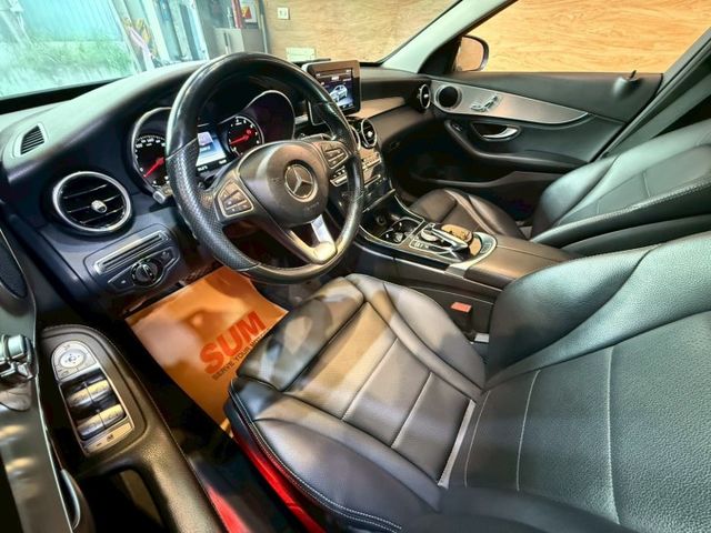 C200 I-KEY 記憶電動椅 快撥 恆溫 多功能方向盤 安全首選  第10張相片