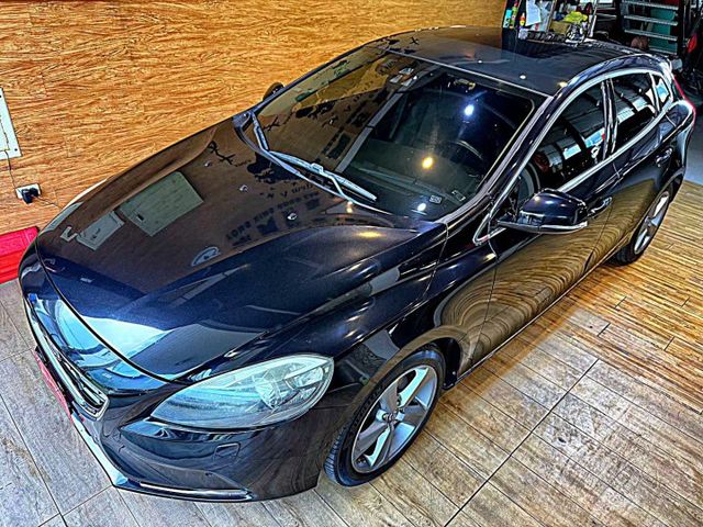 T4旗艦版 I-KEY 全景天窗 9安 摸門 循跡 ACC跟車 車道偏移 定速 電動椅 恆溫 盲點 ABS  第2張相片