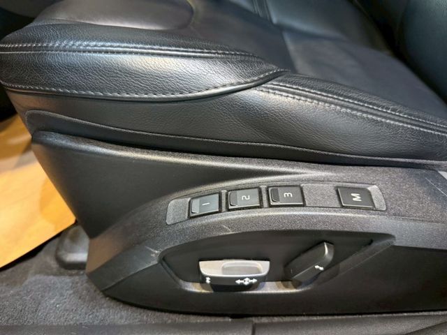 T4旗艦版 I-KEY 全景天窗 9安 摸門 循跡 ACC跟車 車道偏移 定速 電動椅 恆溫 盲點 ABS  第18張相片