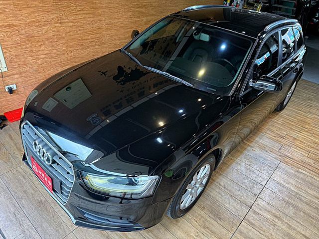 A4 AVANT 25TFSI 6安 快撥 循跡 定速 恆溫 雙電動椅 ABS  第2張相片