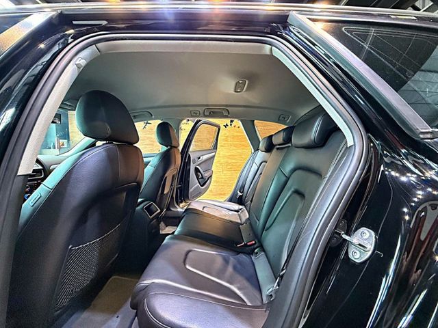 A4 AVANT 25TFSI 6安 快撥 循跡 定速 恆溫 雙電動椅 ABS  第12張相片