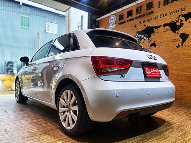 1.4 TFSI 6安 換檔快撥 定速 恆溫 ABS 安全首選  第4張相片