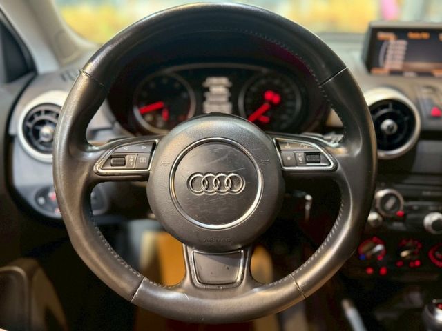 1.4 TFSI 6安 換檔快撥 定速 恆溫 ABS 安全首選  第14張相片