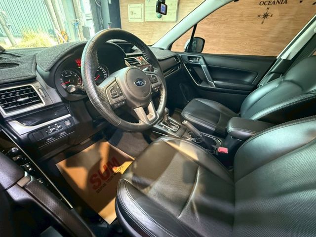 2.0 I-L 4WD I-KEY 7安 摸門電尾門 快撥 導航 循跡 電動椅 定速 恆溫 ABS 安全首選  第11張相片