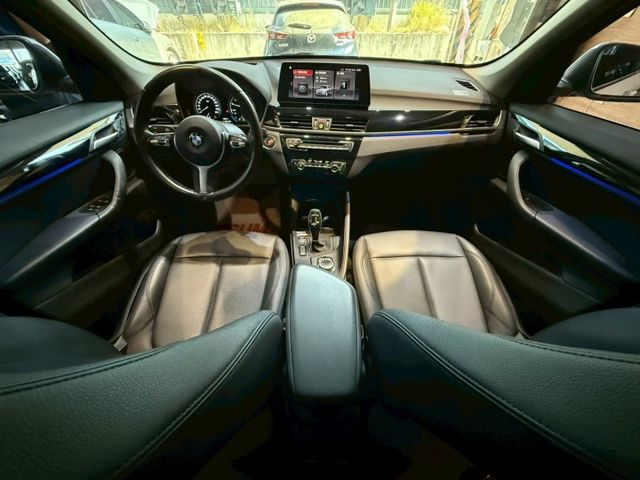 20年式 18I I-KEY 摸門 10安 電尾門 導航 循跡 雙電動椅 定速 恆溫 ABS  第10張相片