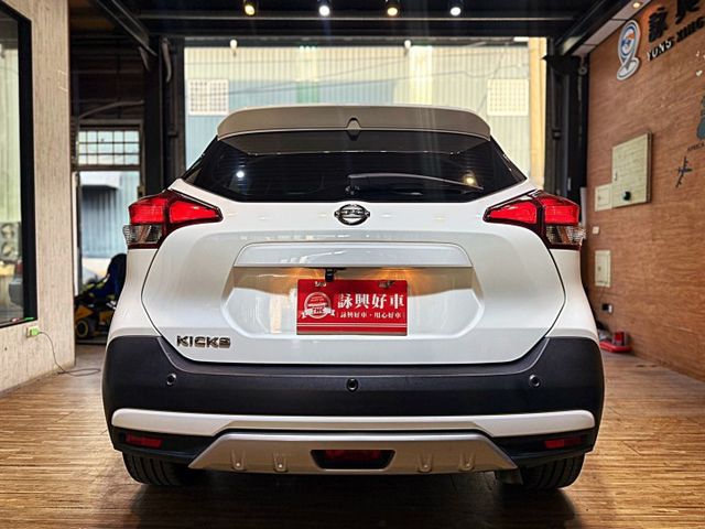 智型旗艦版 I-KEY 6安 摸門 循跡 360環景 倒車顯影 定速 恆溫 盲點 ABS  第5張相片