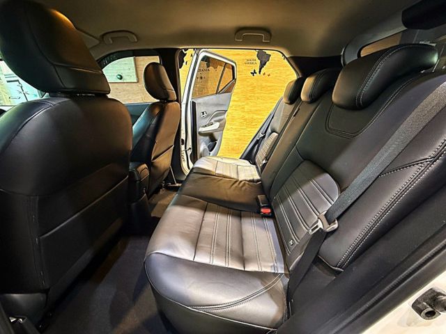 智型旗艦版 I-KEY 6安 摸門 循跡 360環景 倒車顯影 定速 恆溫 盲點 ABS  第12張相片